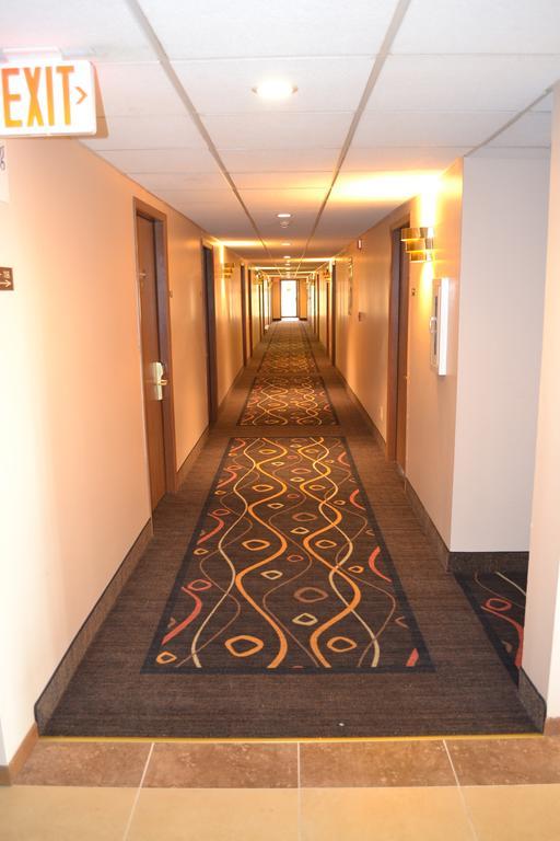 Sky Lodge Inn & Suites - Delavan Dış mekan fotoğraf