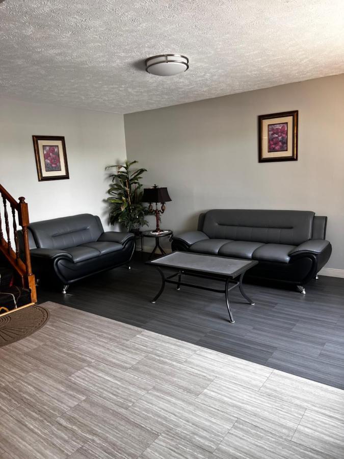 Sky Lodge Inn & Suites - Delavan Dış mekan fotoğraf